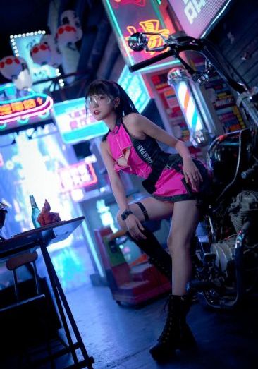 欧美成本人网站_1080P全集在线观看