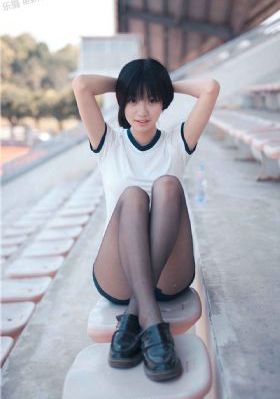 老熟女乱媓一区二区在线电影_剧情片高清免费观看