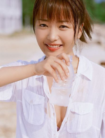 国产偷拍真人巨乳图片_国产剧免费观看最新
