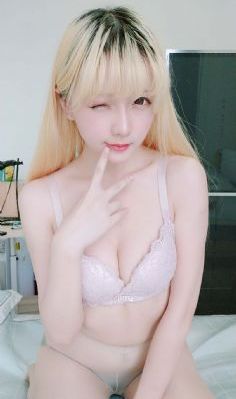 变态撕开内衣吸奶头蒙眼_4K高清完整版播放