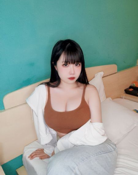 日韩动漫丝袜在线_JVID性感写真