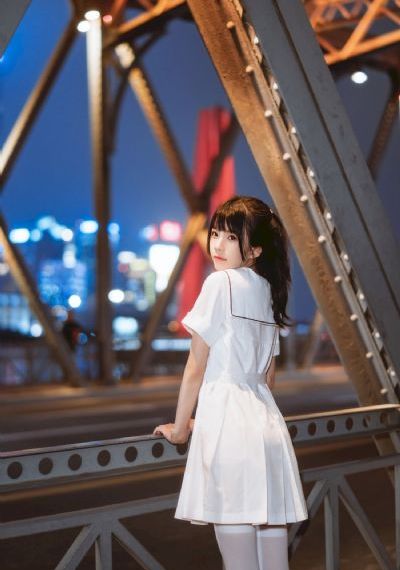 黄色三级电影欧美_90分钟完整视频视频大全