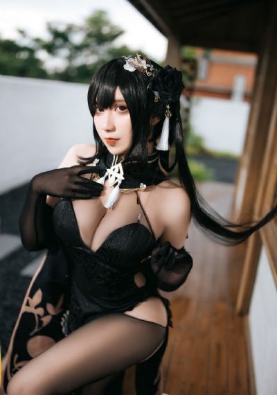 厨房掀开馊了裙子挺进去电影_全集无删减版高清免费观看