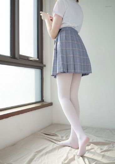 欧美巨乳潮喷_720超清免费观看