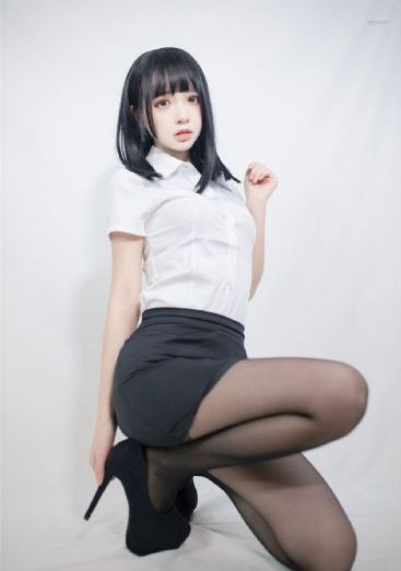 玩弄我的三位美艳馊tⅩt小说_1080在线手机播放