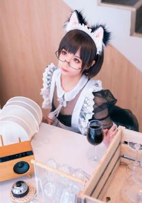 日韩精品在线视频让令狐潮开口_超清超清在线观看