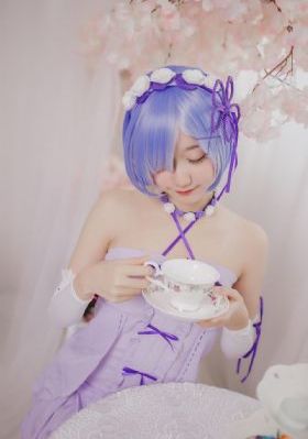 丰满熟女人妻大乳邻居_国语版完整版